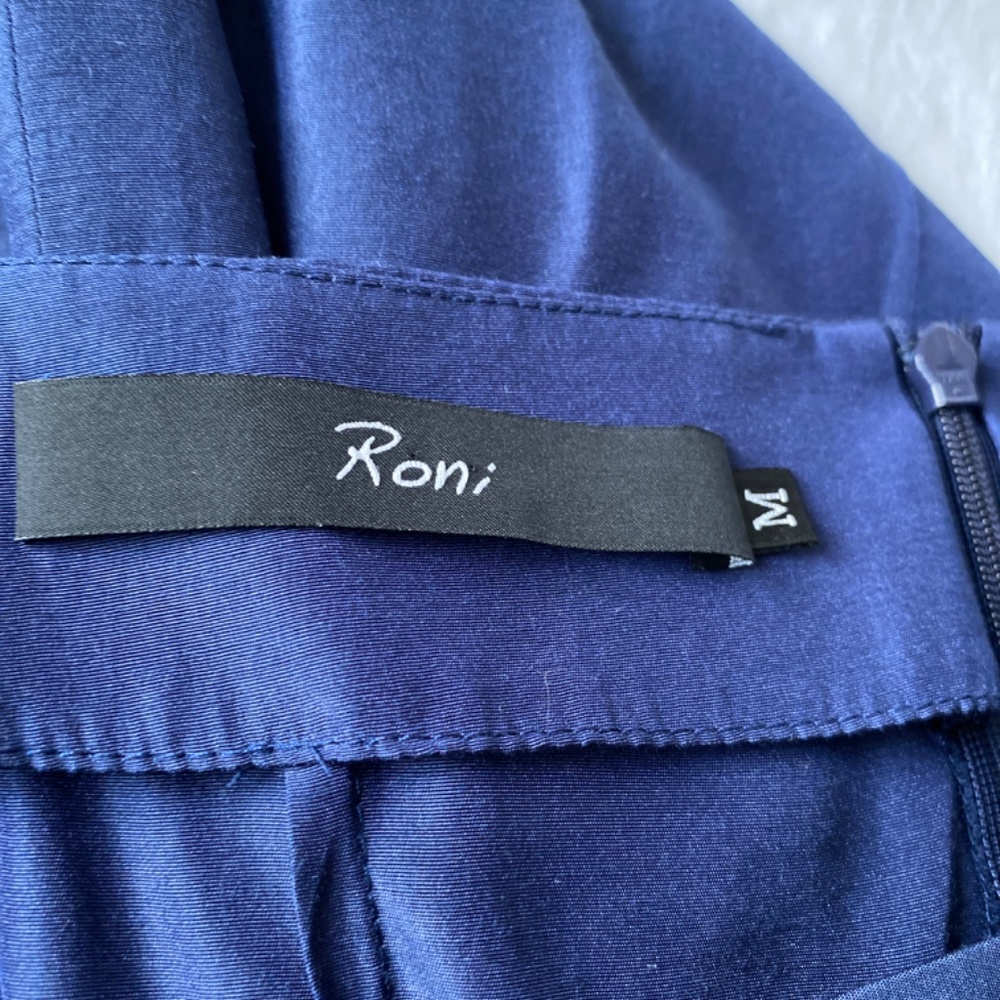 Roni NYC Jumpsuit with Belt - Picture 4 of 4